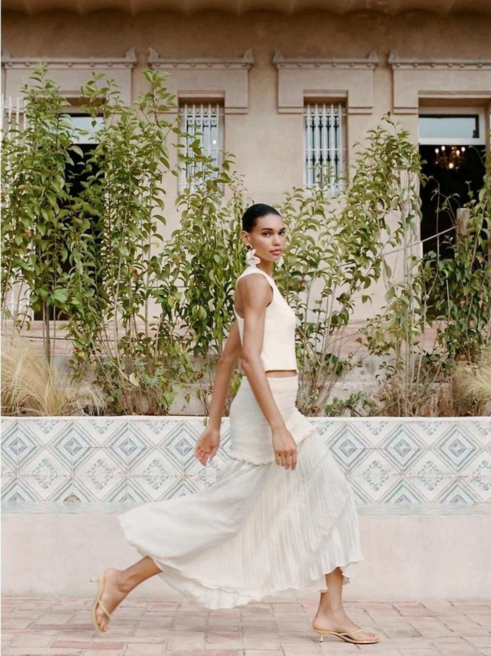 Zara | S | Elegant Cream Pleated Maxi Skirt - Women Skirts